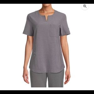 New silver anti bacterial technology scrub top size xs